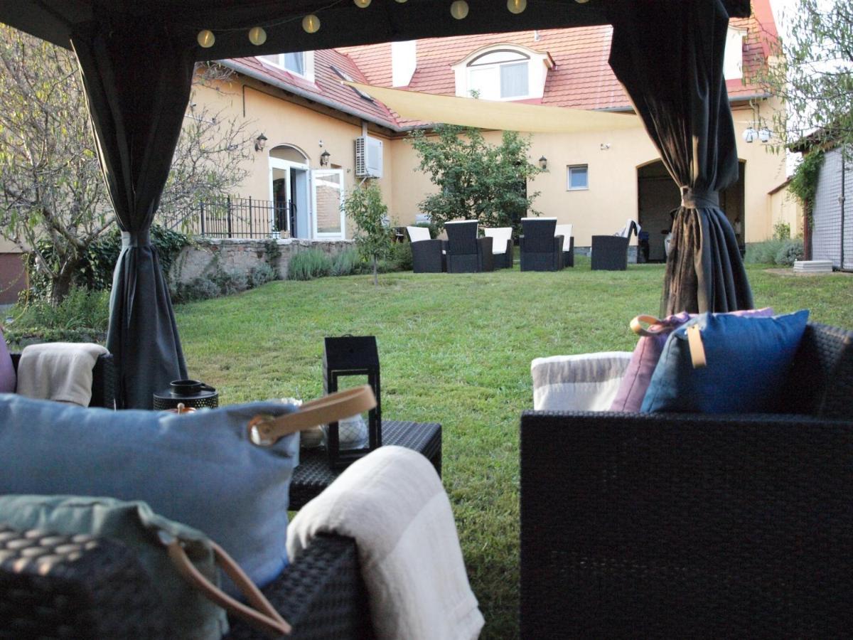 Malom-To Vendeghaz Tapolca Hotel Bagian luar foto